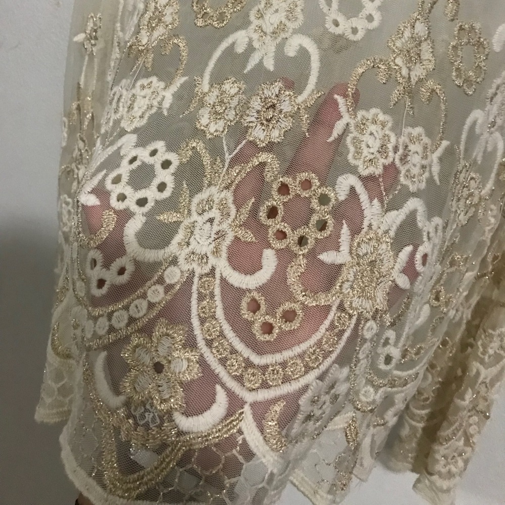 F21 Top - Picture 2 of 3